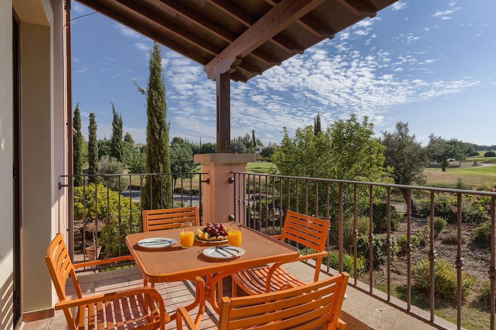 Aphrodite Hills Holiday Residences Ngoại thất bức ảnh
