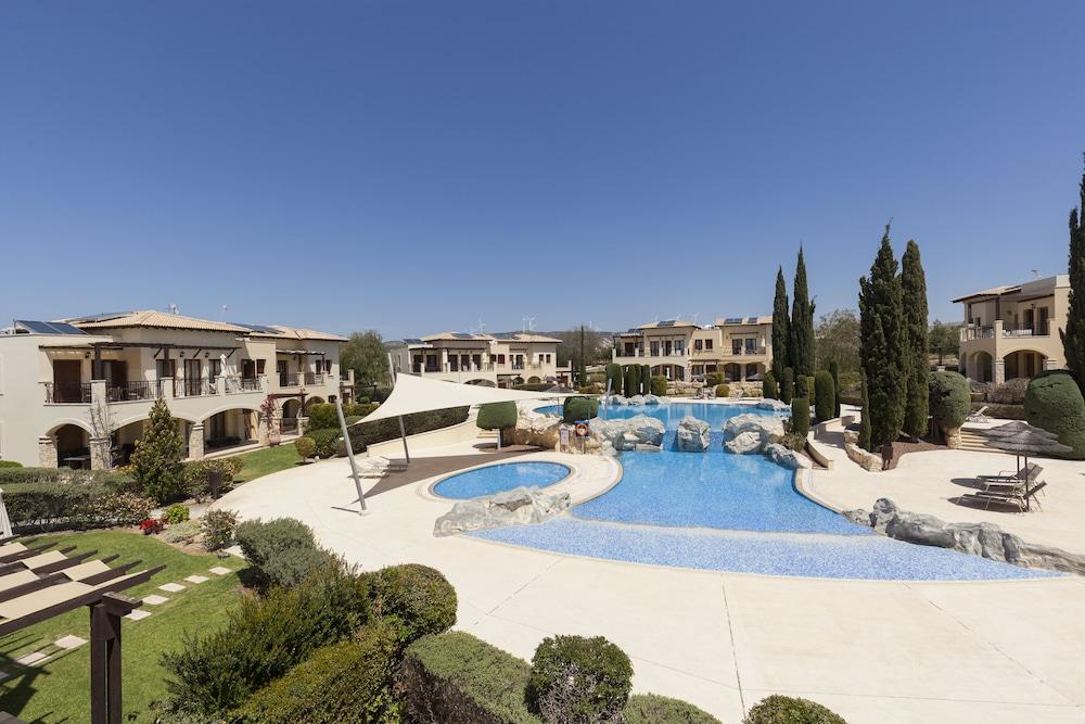 Aphrodite Hills Holiday Residences Ngoại thất bức ảnh