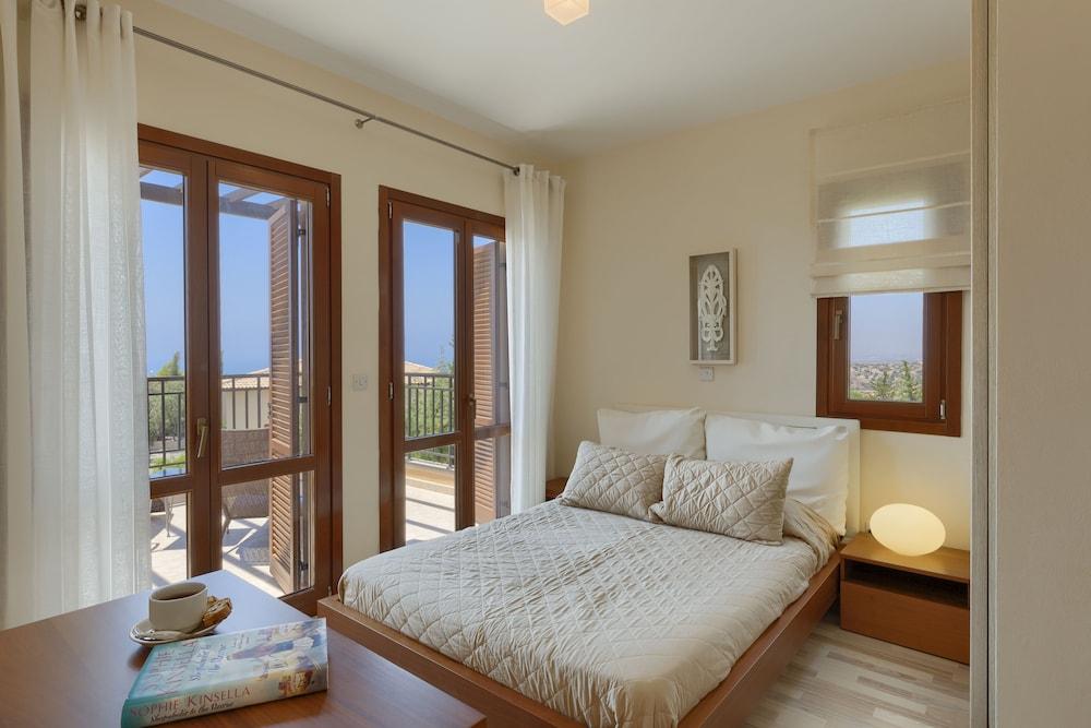 Aphrodite Hills Holiday Residences Ngoại thất bức ảnh