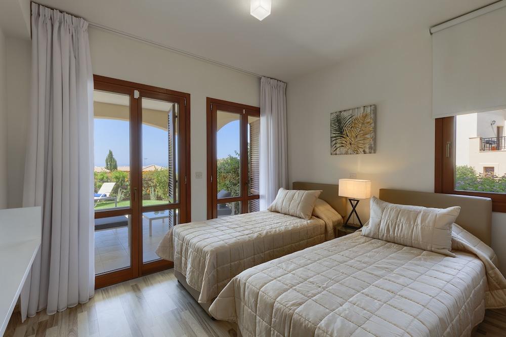 Aphrodite Hills Holiday Residences Ngoại thất bức ảnh